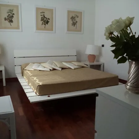 Aunti Villa